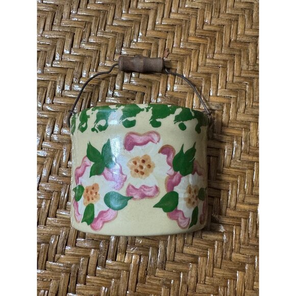 Vintage Roseville Ohio Alpine Pottery 1998 Floral Ceramic Wall Pocket Ba… - Picture 2 of 6